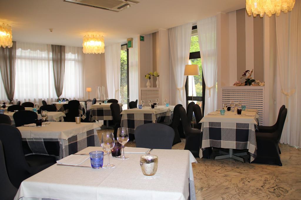 Hotel Salera Asti Ngoại thất bức ảnh