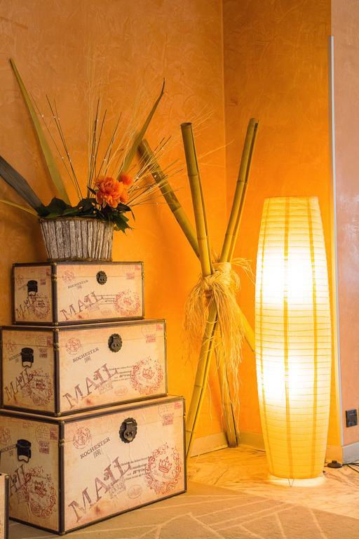 Hotel Salera Asti Ngoại thất bức ảnh