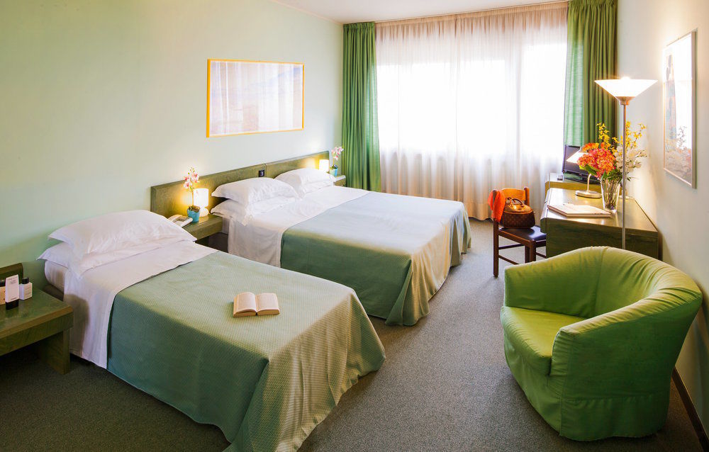 Hotel Salera Asti Ngoại thất bức ảnh