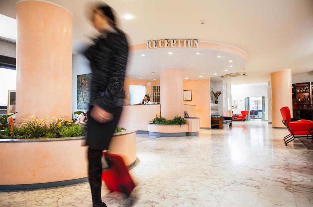 Hotel Salera Asti Ngoại thất bức ảnh