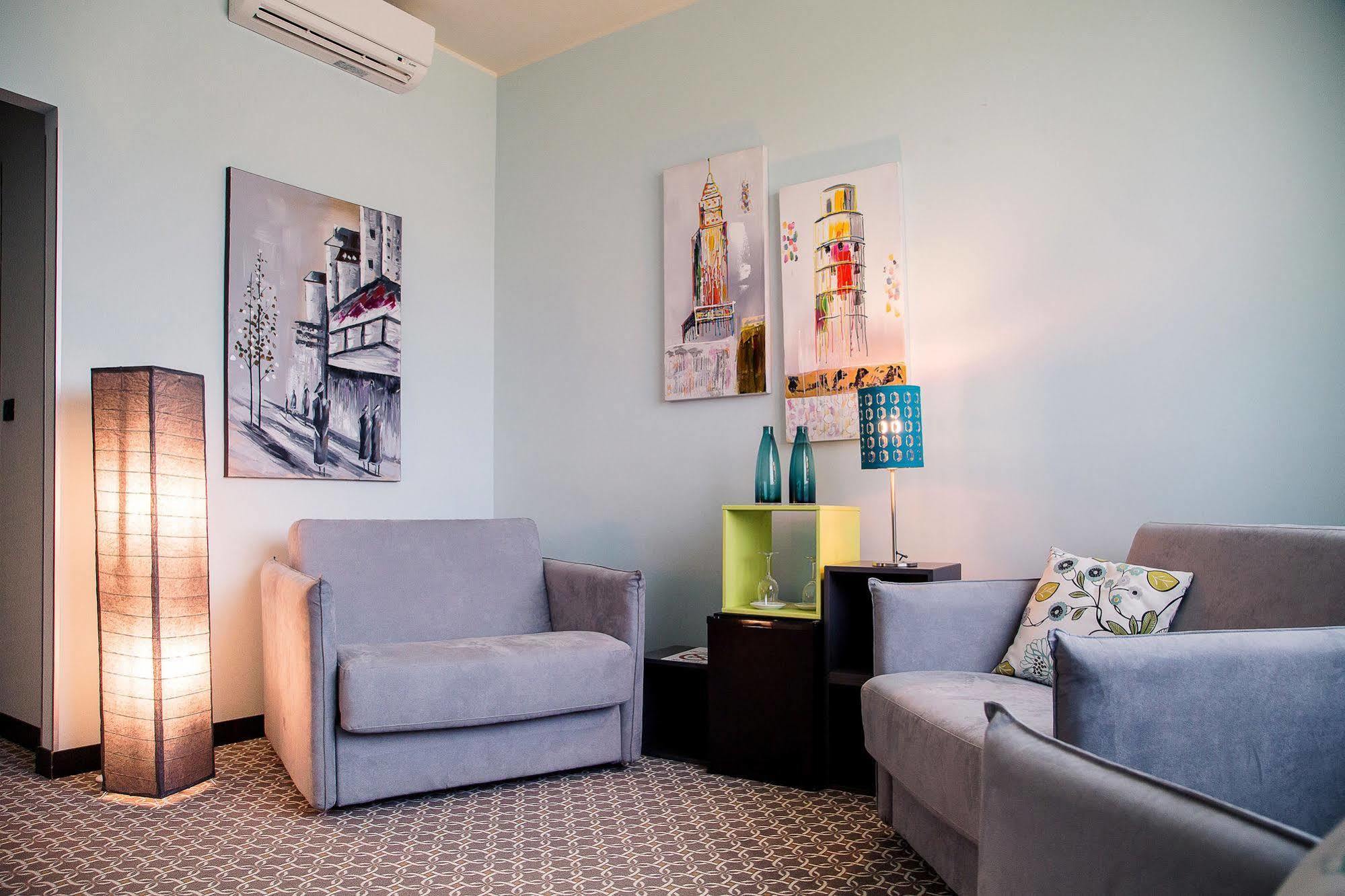 Hotel Salera Asti Ngoại thất bức ảnh